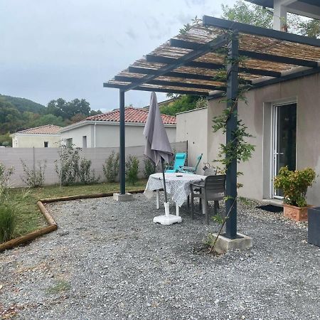 Joli studio en rez de jardin Mercuer Extérieur photo
