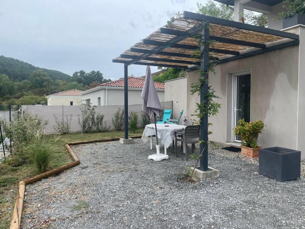 Joli studio en rez de jardin Mercuer Extérieur photo